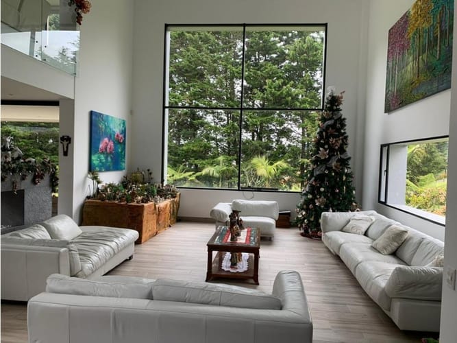 Casa de 6 alcobas en venta en Las Palmas, Medellín, 580 m² · foto 11 de 24