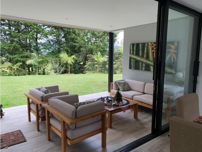 Casa de 6 alcobas en venta en Las Palmas, Medellín, 580 m² · foto 12 de 24