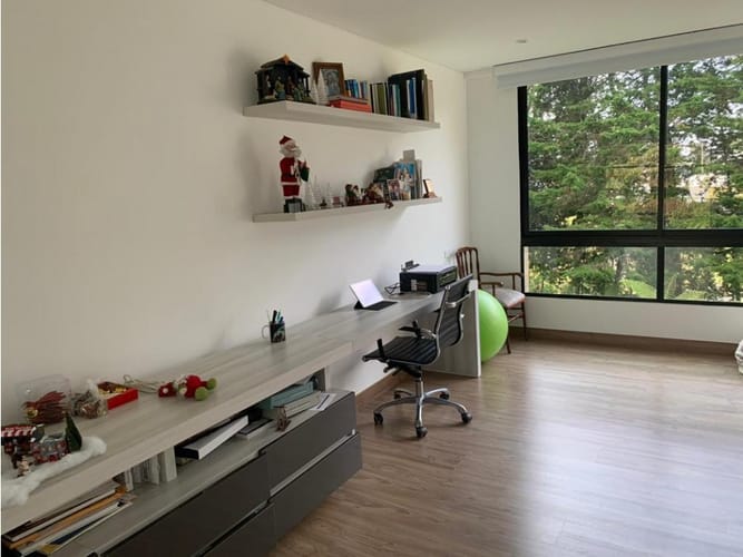 Casa de 6 alcobas en venta en Las Palmas, Medellín, 580 m² · foto 14 de 24