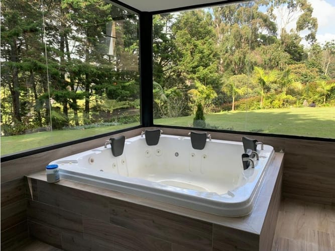 Casa de 6 alcobas en venta en Las Palmas, Medellín, 580 m² · foto 21 de 24