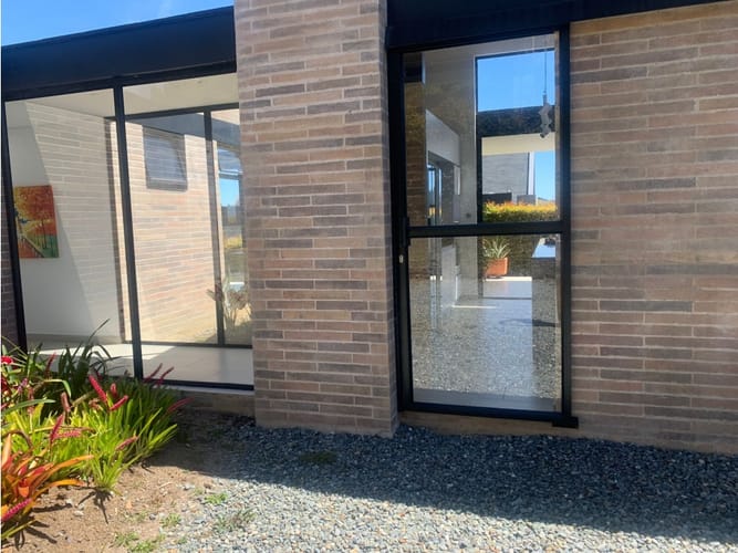 Casa de 4 alcobas en arriendo en Las Palmas, Medellín, 260 m² · foto 4 de 24