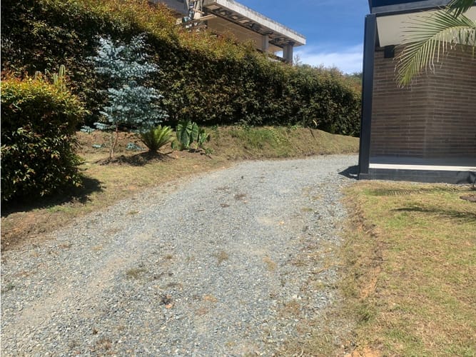 Casa de 4 alcobas en arriendo en Las Palmas, Medellín, 260 m² · foto 14 de 24