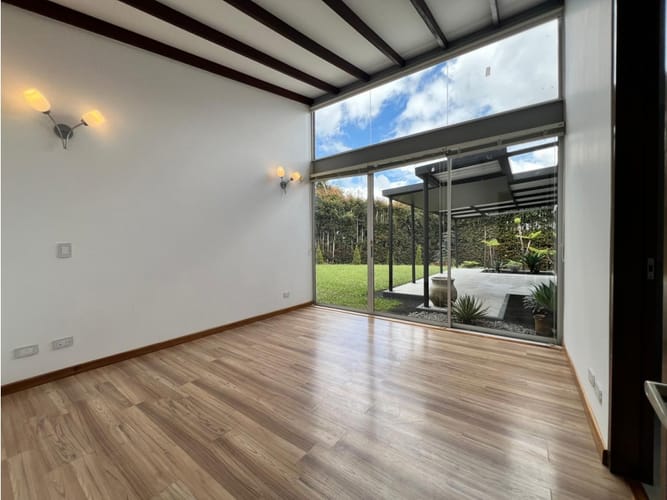 Casa de 5 alcobas en venta en La Sebastiana, Rionegro, 400 m² · foto 5 de 15