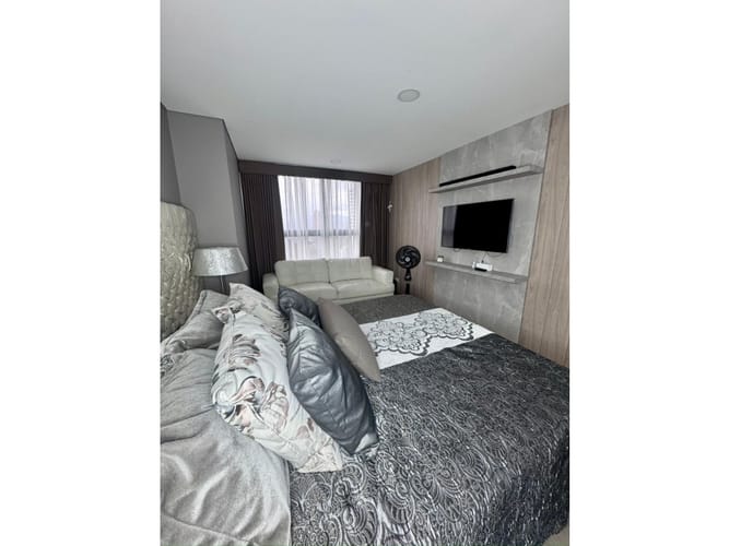 Apartamento de 2 alcobas en arriendo en Loma Del Indio, Medellín, 79 m² · foto 14 de 23