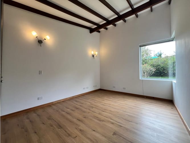 Casa de 5 alcobas en venta en La Sebastiana, Rionegro, 400 m² · foto 6 de 15