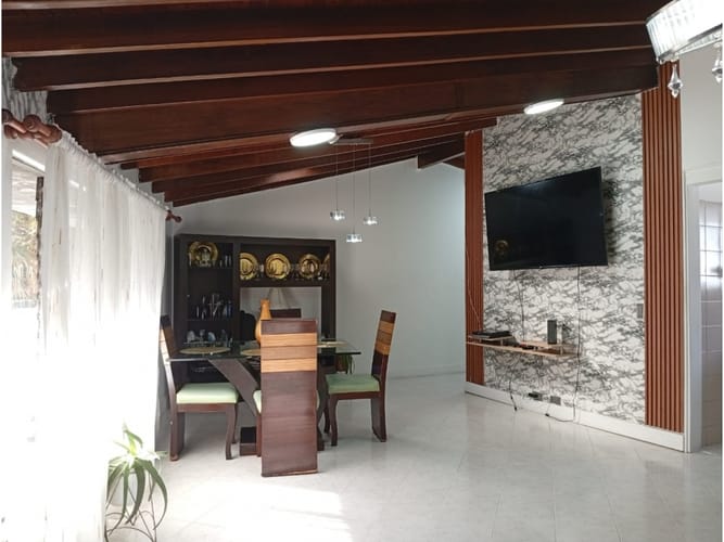 Casa de 3 alcobas en venta en Laureles, Medellín, 103 m² · foto 5 de 13