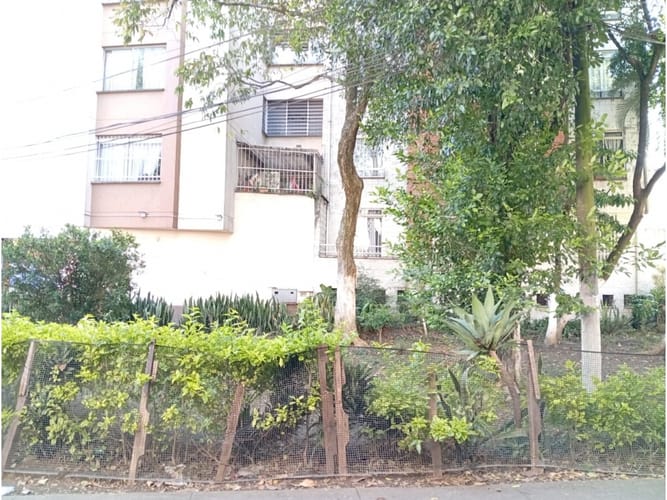 Casa de 3 alcobas en venta en Laureles, Medellín, 103 m² · foto 13 de 13