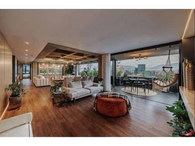 Apartamento de 3 alcobas en arriendo en El Poblado, Medellín, 180 m² · foto 10 de 24