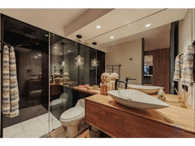 Apartamento de 3 alcobas en arriendo en El Poblado, Medellín, 180 m² · foto 17 de 24