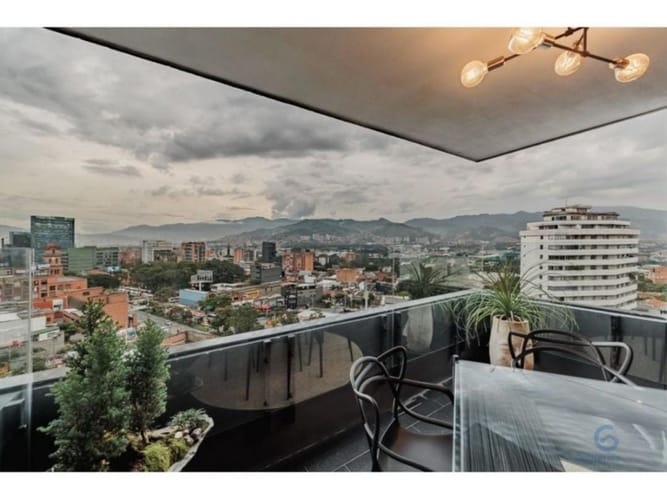 Apartamento de 3 alcobas en arriendo en El Poblado, Medellín, 180 m² · foto 19 de 24