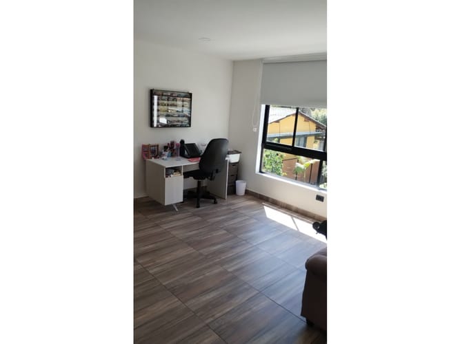 Casa de 5 alcobas en venta en El Porvenir, Guarne, 185 m² · foto 10 de 24