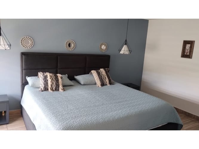 Casa de 5 alcobas en venta en El Porvenir, Guarne, 185 m² · foto 19 de 24
