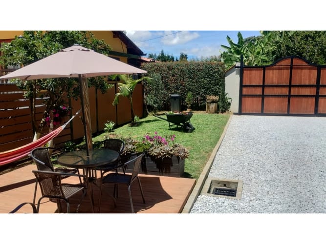 Casa de 5 alcobas en venta en El Porvenir, Guarne, 185 m² · foto 22 de 24