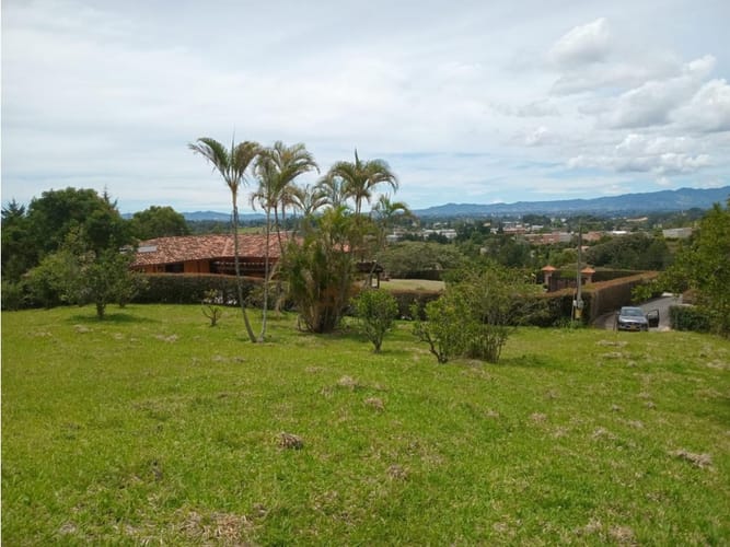 Lote en venta en Sajonia, Rionegro, 3050 m² · foto 3 de 4