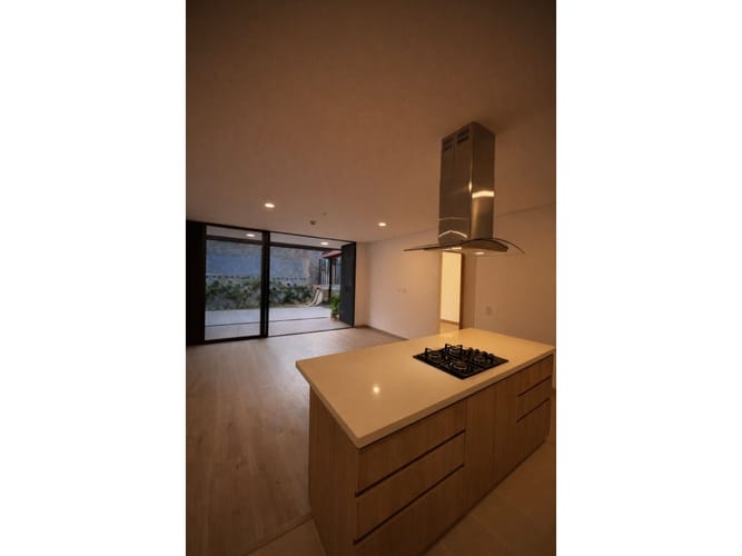 Apartamento de 2 alcobas en venta en El Retiro, 154 m² · foto 2 de 9