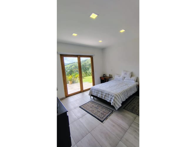 Casa de 3 alcobas en venta en Cuatro Esquinas, El Retiro, 220 m² · foto 15 de 24