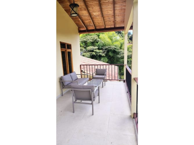 Casa de 3 alcobas en venta en Cuatro Esquinas, El Retiro, 220 m² · foto 16 de 24