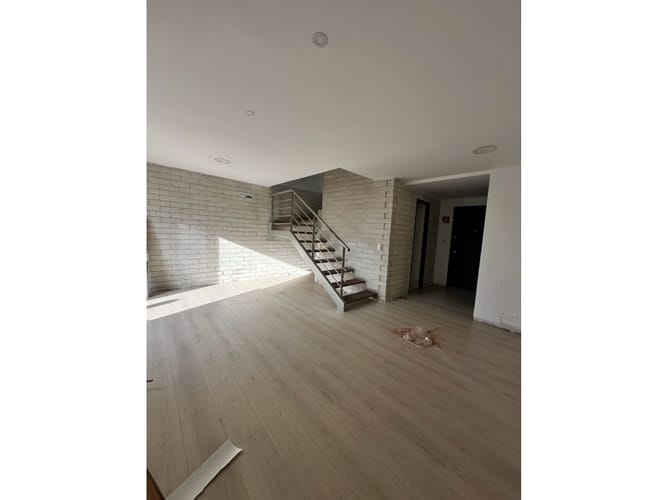 Oficina en venta en Las Vegas, Envigado, 84 m² · foto 2 de 5