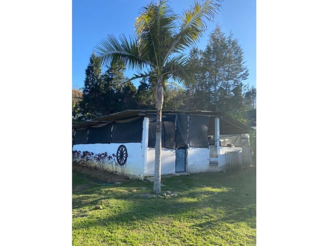 Casa de 3 alcobas en venta en Guarne, 250 m² · foto 16 de 17