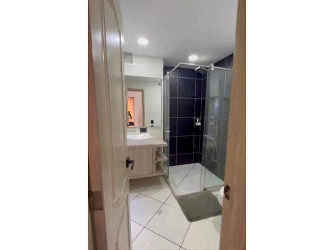 Apartamento de 3 alcobas en venta en Laureles, Medellín, 123 m² · foto 8 de 20