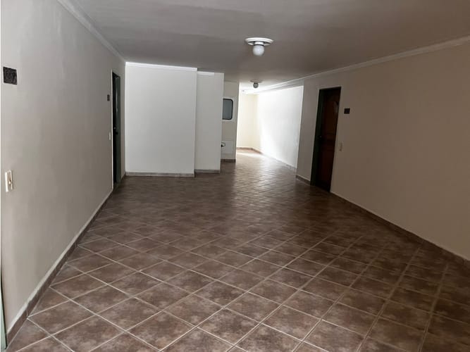 Apartamento de 3 alcobas en venta en Laureles, Medellín, 123 m² · foto 15 de 20