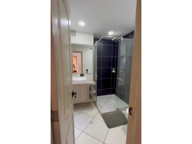 Apartamento de 3 alcobas en venta en Laureles, Medellín, 123 m² · foto 16 de 20