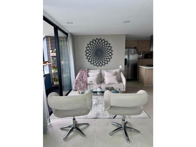 Apartamento de 2 alcobas en venta en Loma Del Indio, Medellín, 79 m² · foto 7 de 23