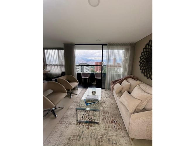 Apartamento de 2 alcobas en venta en Loma Del Indio, Medellín, 79 m² · foto 12 de 23