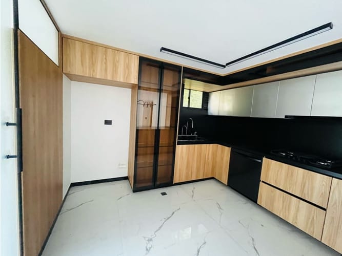 Apartamento de 4 alcobas en venta en El Poblado, Medellín, 165 m² · foto 3 de 20
