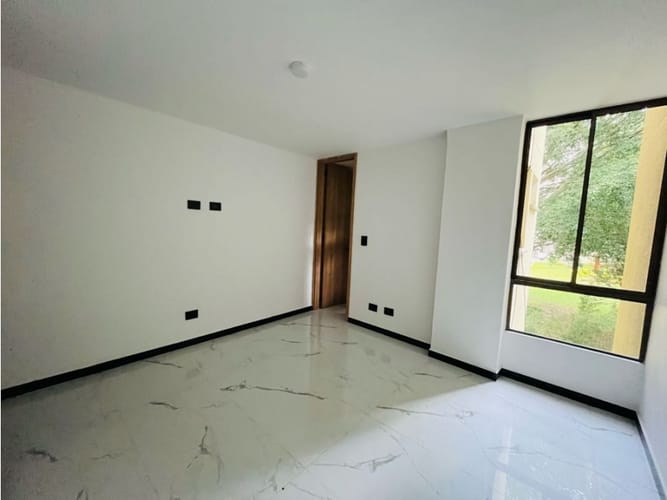 Apartamento de 4 alcobas en venta en El Poblado, Medellín, 165 m² · foto 7 de 20