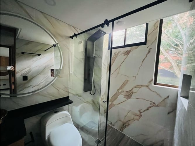 Apartamento de 4 alcobas en venta en El Poblado, Medellín, 165 m² · foto 13 de 20