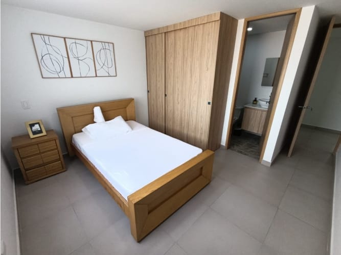 Apartamento de 4 alcobas en arriendo en Mesa, Medellín, 136 m² · foto 7 de 11