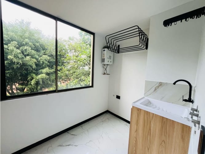 Apartamento de 4 alcobas en venta en El Poblado, Medellín, 165 m² · foto 19 de 20