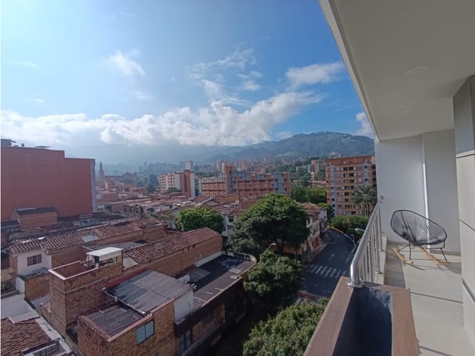 Apartamento de 4 alcobas en arriendo en Mesa, Medellín, 136 m² · foto 9 de 11