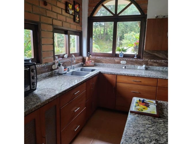 Casa de 4 alcobas en venta en El Carmen, El Retiro, 245 m² · foto 4 de 12