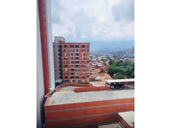 Apartamento de 2 alcobas en venta en Castilla, Itagüí, 62 m² · foto 13 de 13