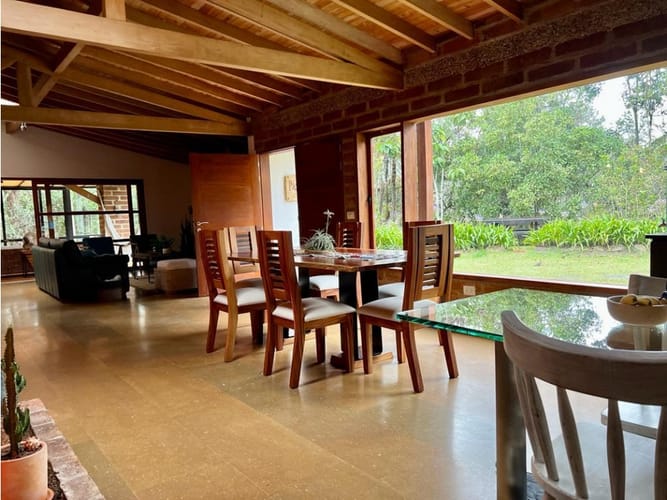 Casa de 3 alcobas en venta en El Retiro, 270 m² · foto 3 de 12