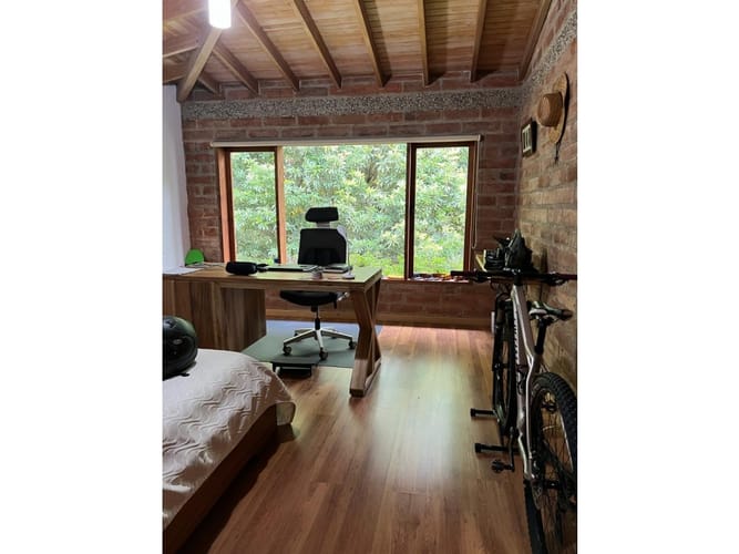 Casa de 3 alcobas en venta en El Retiro, 270 m² · foto 10 de 12