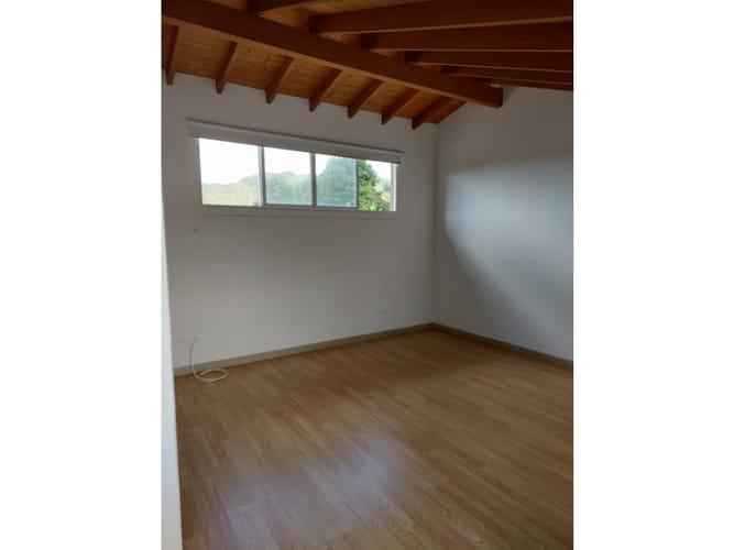 Casa de 3 alcobas en arriendo en El Retiro, 180 m² · foto 5 de 16
