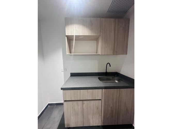 Oficina en venta en Zuñiga, Envigado, 37 m² · foto 4 de 7