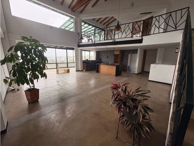 Casa de 3 alcobas en venta en La Laja, Rionegro, 550 m² · foto 3 de 23