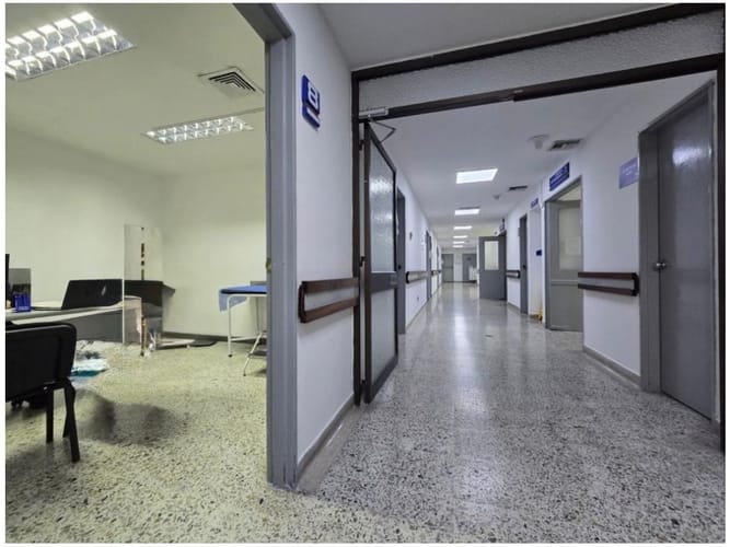 Local en venta en La Candelaria, Medellín, 1810 m² · foto 6 de 13