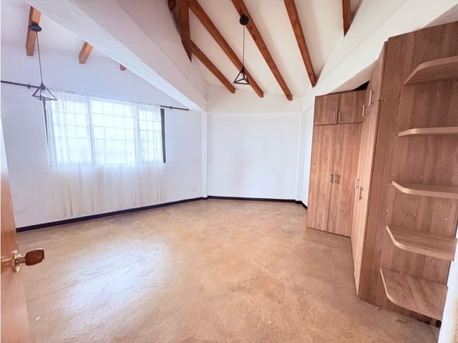 Casa de 3 alcobas en venta en La Laja, Rionegro, 550 m² · foto 4 de 23