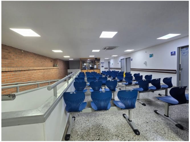 Local en venta en La Candelaria, Medellín, 1810 m² · foto 8 de 13