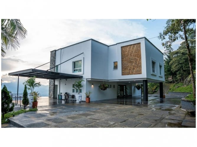 Casa de 6 alcobas en venta en Mesa, Envigado, 800 m² · foto 1 de 17