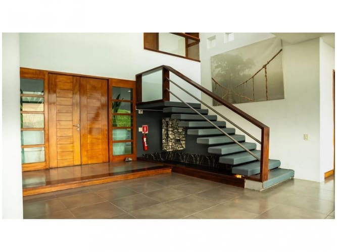 Casa de 6 alcobas en venta en Mesa, Envigado, 800 m² · foto 2 de 17