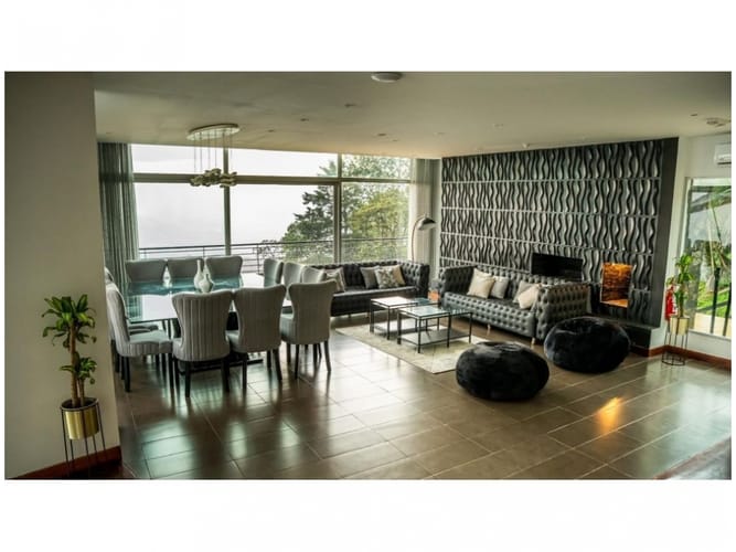 Casa de 6 alcobas en venta en Mesa, Envigado, 800 m² · foto 3 de 17
