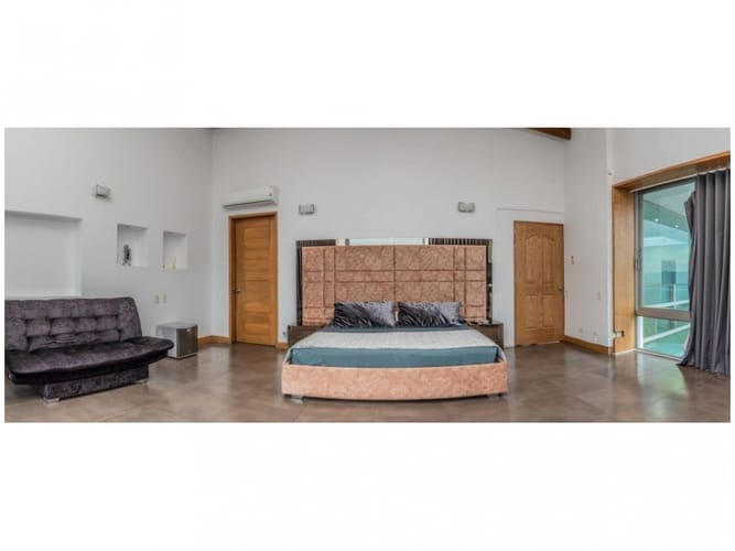 Casa de 6 alcobas en venta en Mesa, Envigado, 800 m² · foto 9 de 17