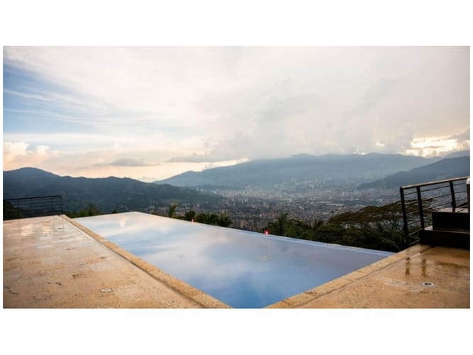 Casa de 6 alcobas en venta en Mesa, Envigado, 800 m² · foto 17 de 17