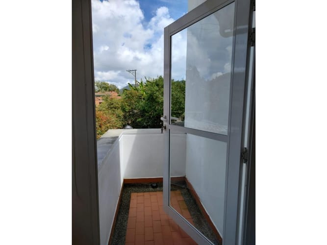 Casa de 3 alcobas en venta en El Retiro, 180 m² · foto 15 de 16